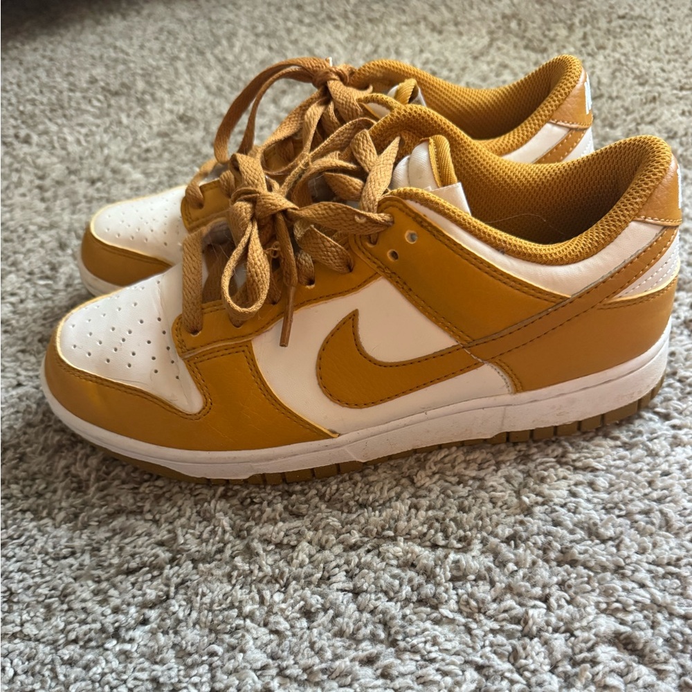 Nike women dunk Sneakers in Mustard Yellow and White